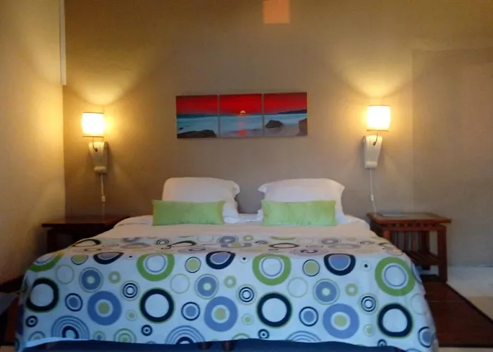 Colonial Cocoon Studio And Apartement