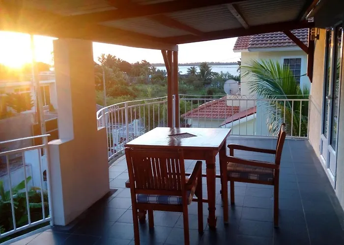 Colonial Cocoon Studio And Apartement